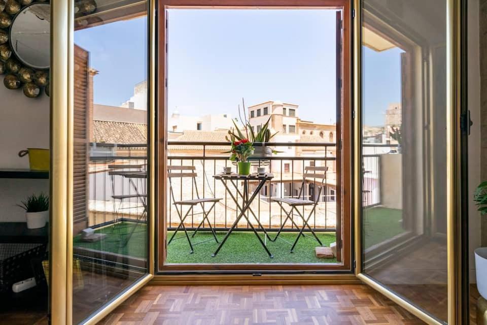 شقة Lifehouse Cathedral * Free Parking* Superiorwifi* المرية المظهر الخارجي الصورة